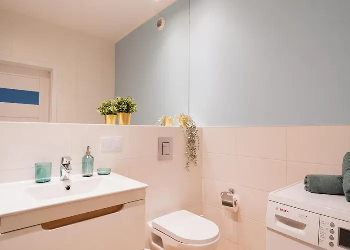 - Near Sky Tower - Private Parking Вроцлав