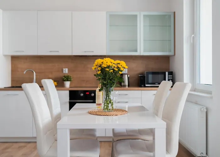 Апартаменты - Near Sky Tower - Private Parking *